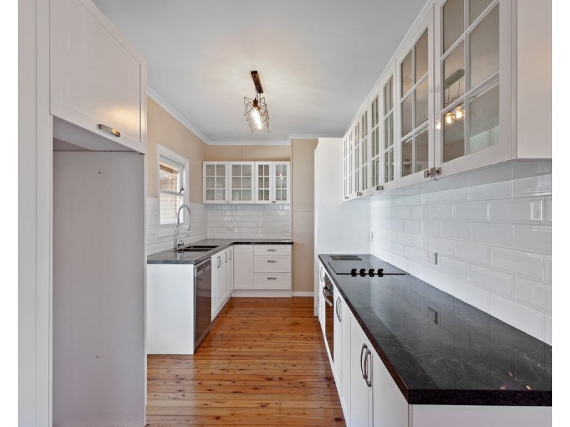 6 Shiel Street, Rangeville QLD 4350