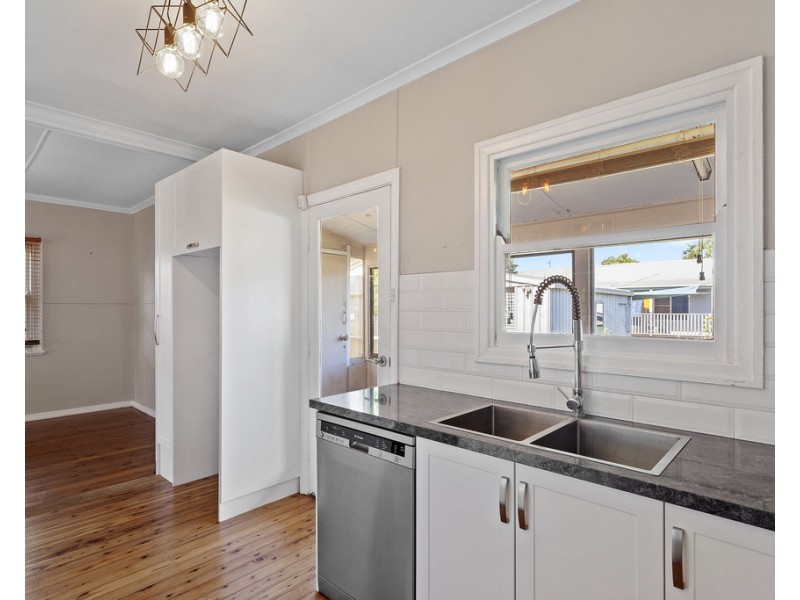 6 Shiel Street, Rangeville QLD 4350