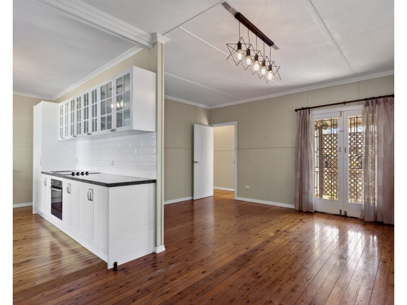 6 Shiel Street, Rangeville QLD 4350