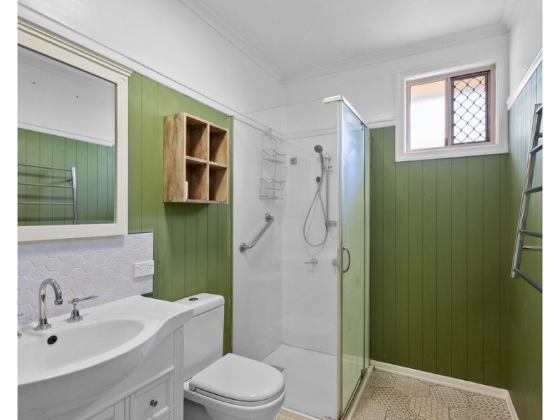 6 Shiel Street, Rangeville QLD 4350