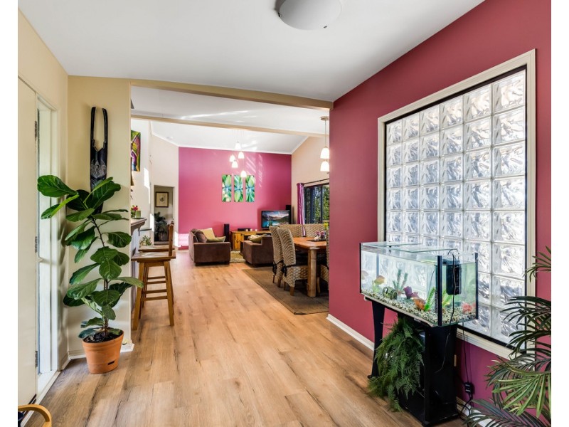 15 Palmer Drive, Highfields QLD 4352