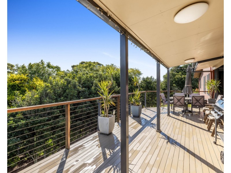 15 Palmer Drive, Highfields QLD 4352