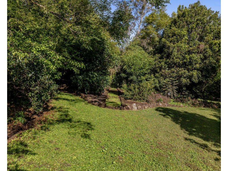 15 Palmer Drive, Highfields QLD 4352