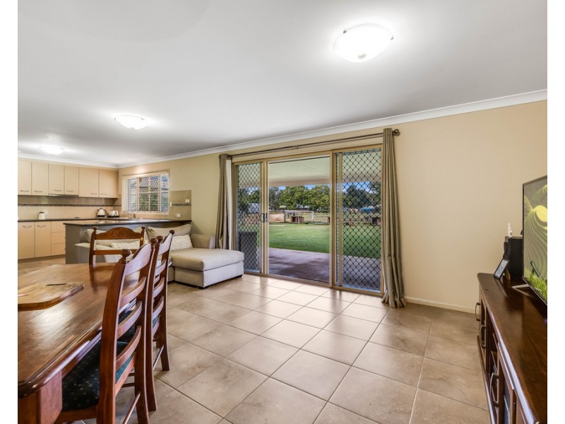 21 Penfolds Road, Murphys Creek QLD 4352