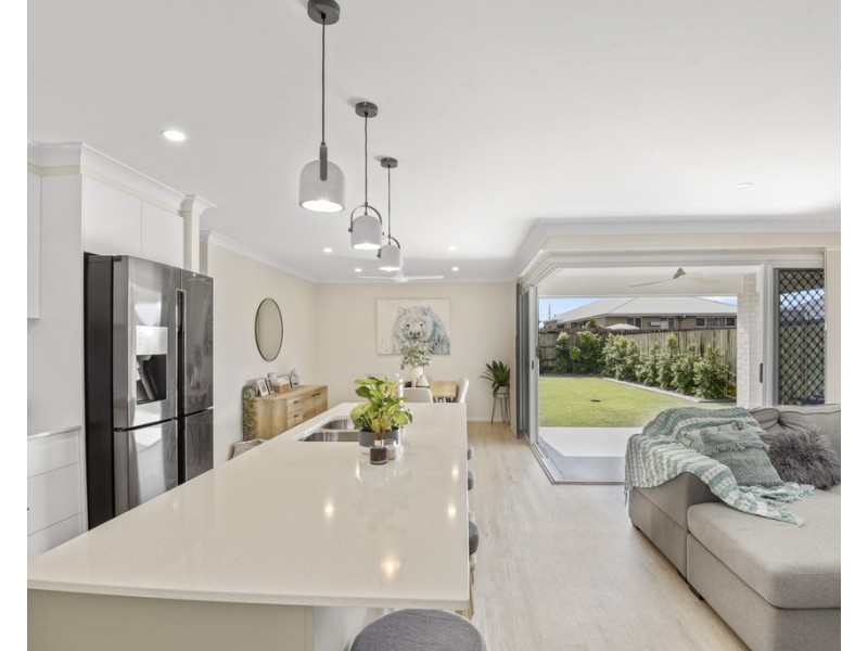 51 Velodrome Drive, Kearneys Spring QLD 4350