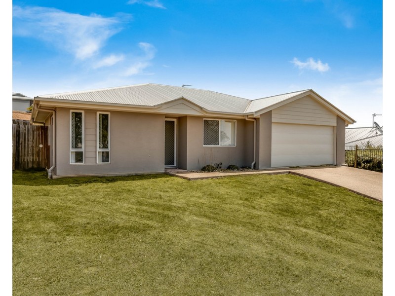 15 Adelaide Street, Cranley QLD 4350