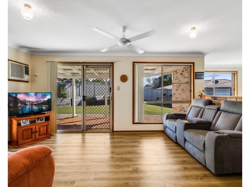 28 Jenna Court, Kearneys Spring QLD 4350