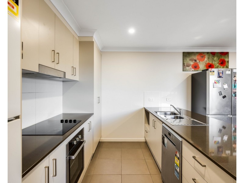 1 and 2/42 Mariette Street, Harristown QLD 4350