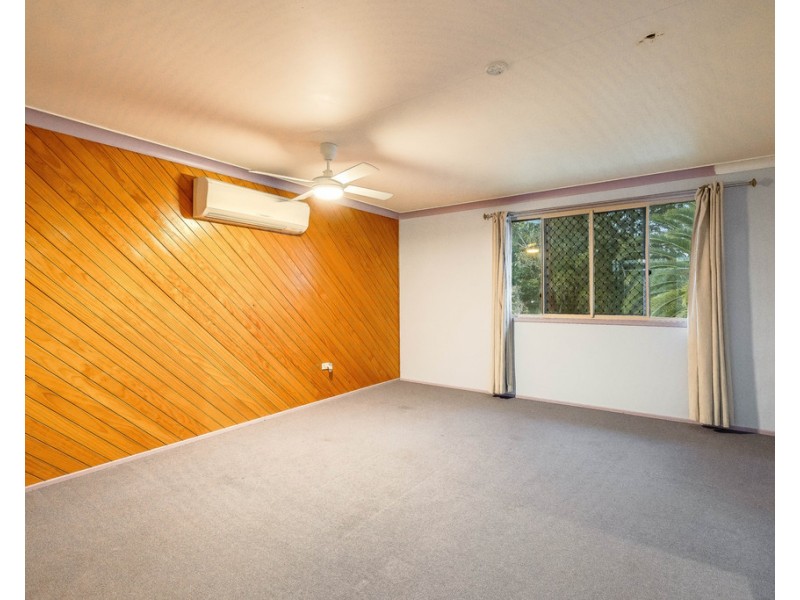 2 Woden Street, Murphys Creek QLD 4352
