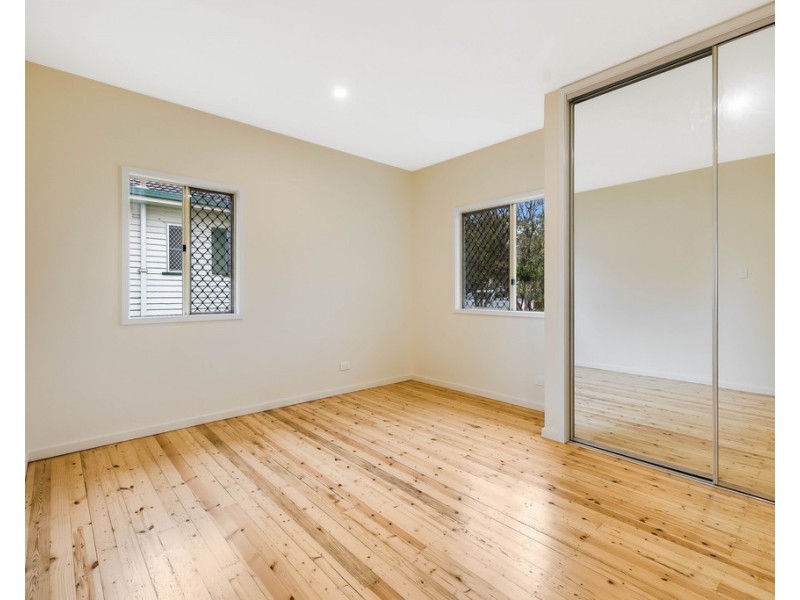 24 Elizabeth Street, South Toowoomba QLD 4350