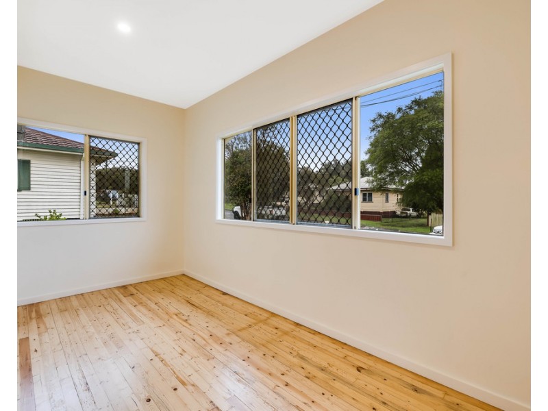 24 Elizabeth Street, South Toowoomba QLD 4350