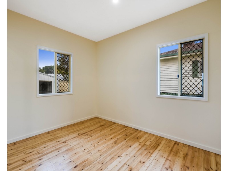 24 Elizabeth Street, South Toowoomba QLD 4350