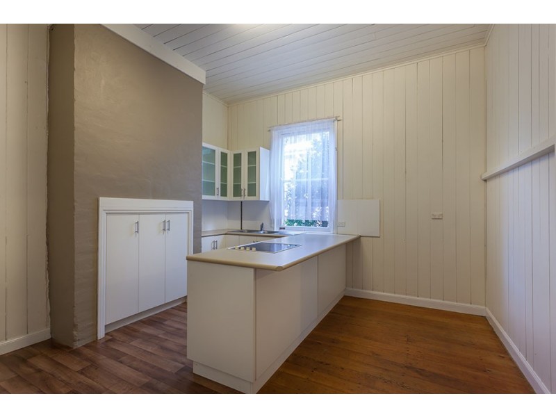 4 Cecil Street, Toowoomba City QLD 4350