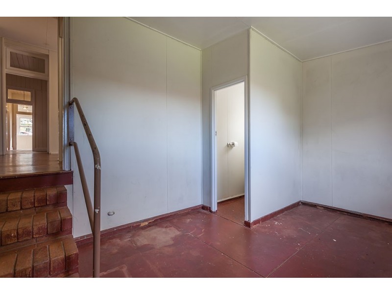 4 Cecil Street, Toowoomba City QLD 4350