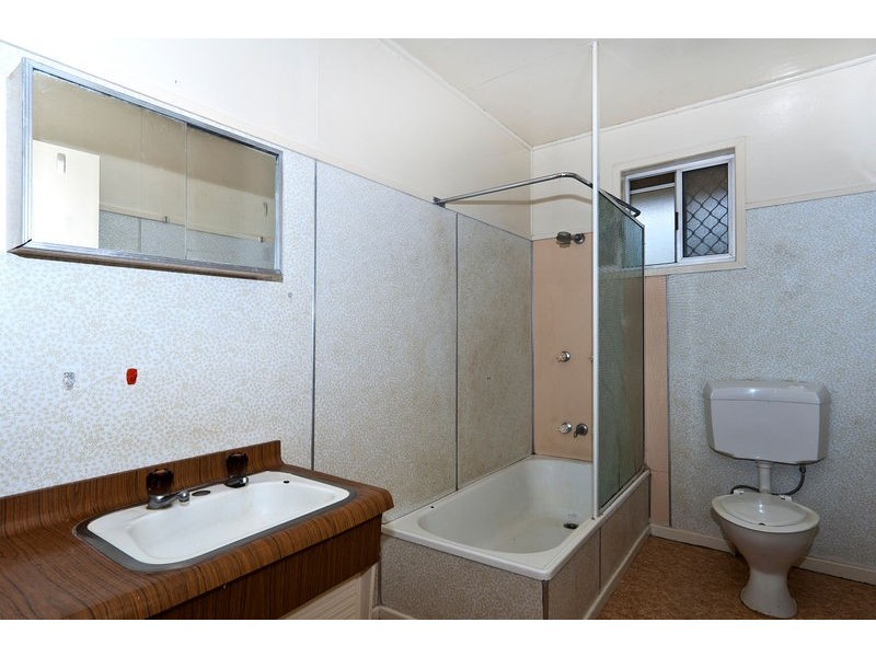 2 Tame Street, South Toowoomba QLD 4350