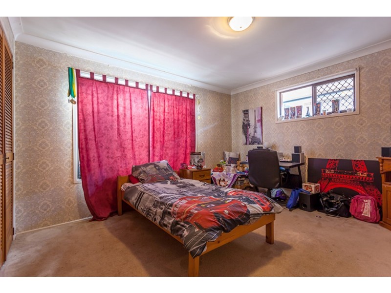 14 Maree Court, Centenary Heights QLD 4350