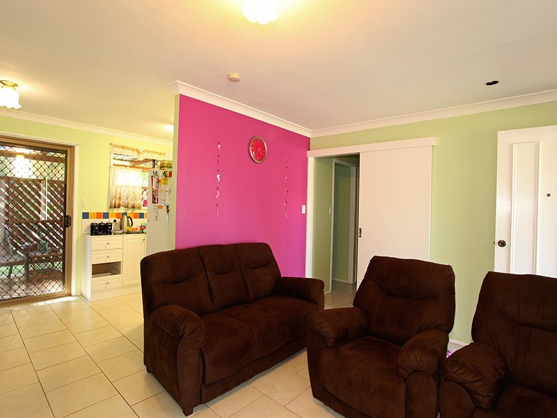 27 Wine Drive, Wilsonton Heights QLD 4350