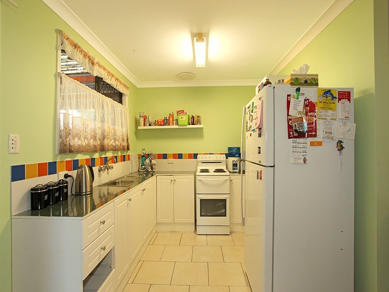 27 Wine Drive, Wilsonton Heights QLD 4350