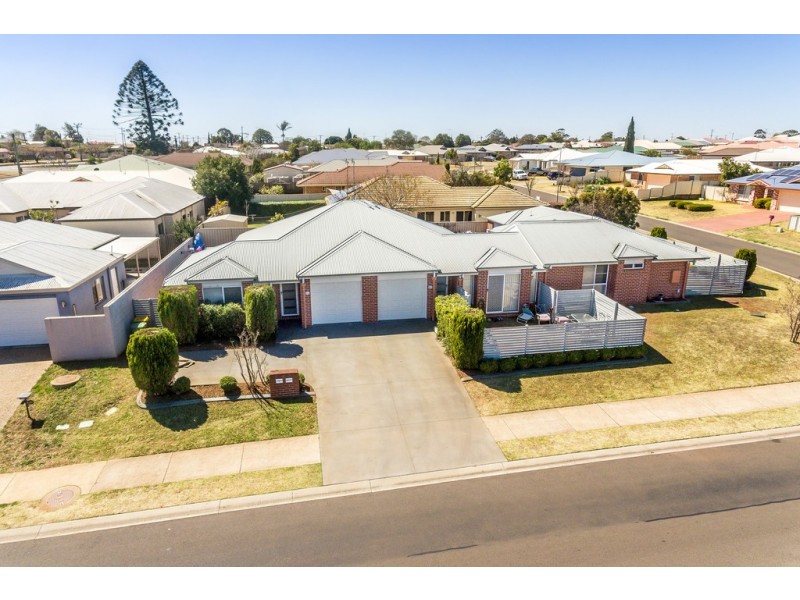 Unit 1/97 Wuth Street, Darling Heights QLD 4350