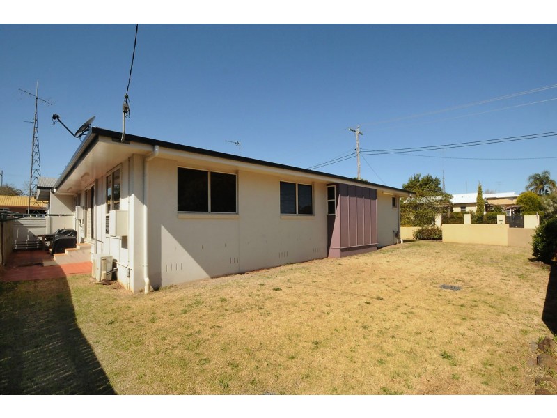 Unit 1/768 Ruthven Street, South Toowoomba QLD 4350