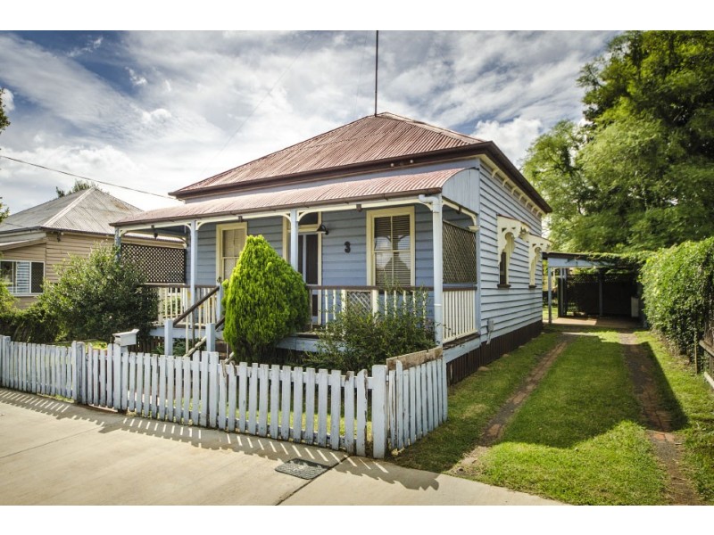 3 Anthony Street, Toowoomba City QLD 4350