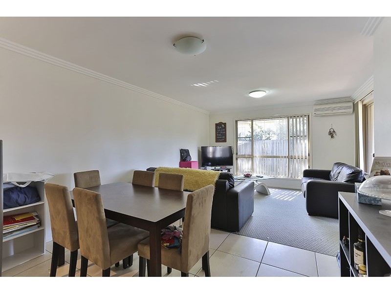 Unit 2/381 Greenwattle Street, Wilsonton QLD 4350
