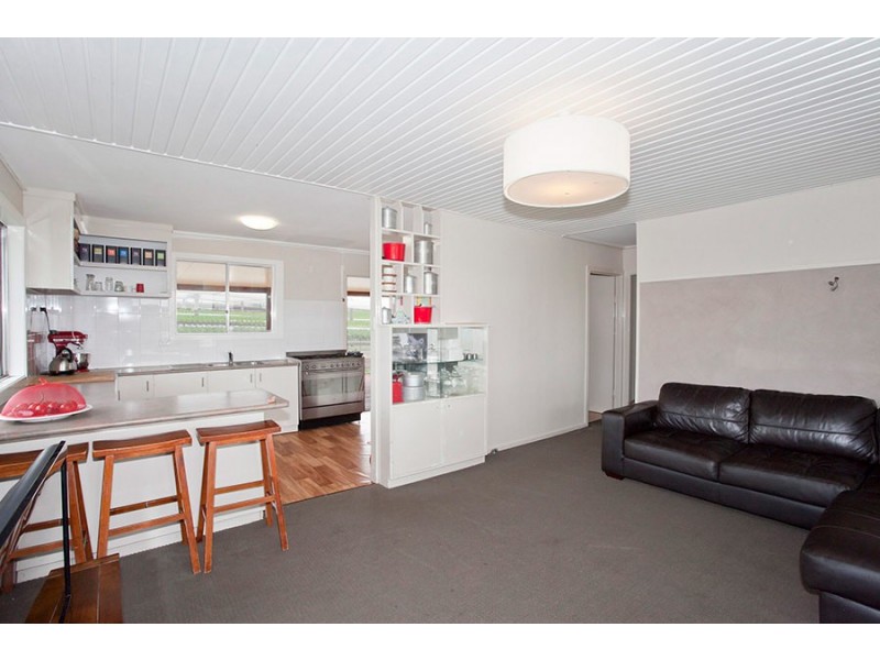 516 South Street, Glenvale QLD 4350