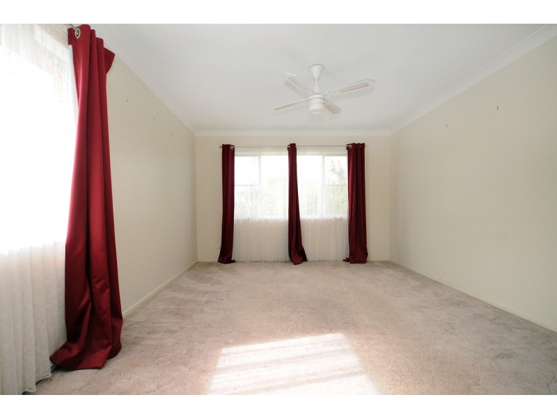 69 Knockator Crescent, Centenary Heights QLD 4350