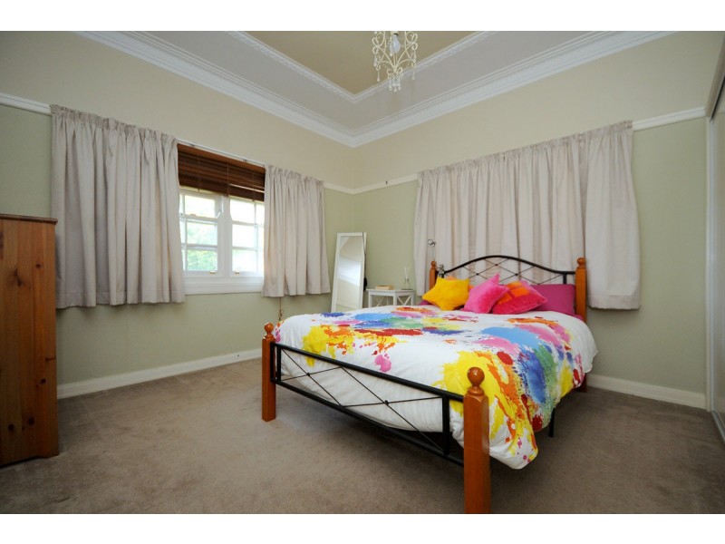 73 Phillip Street, South Toowoomba QLD 4350