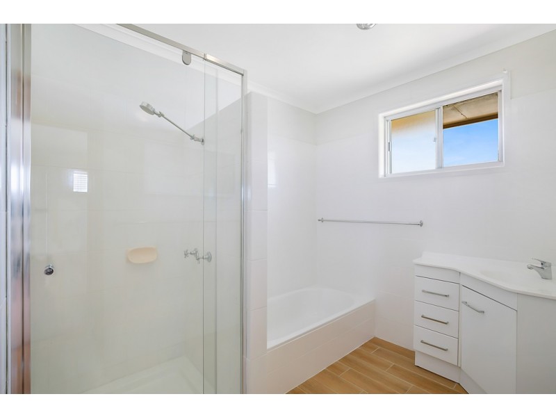 32 McFarlane Street, Wilsonton QLD 4350