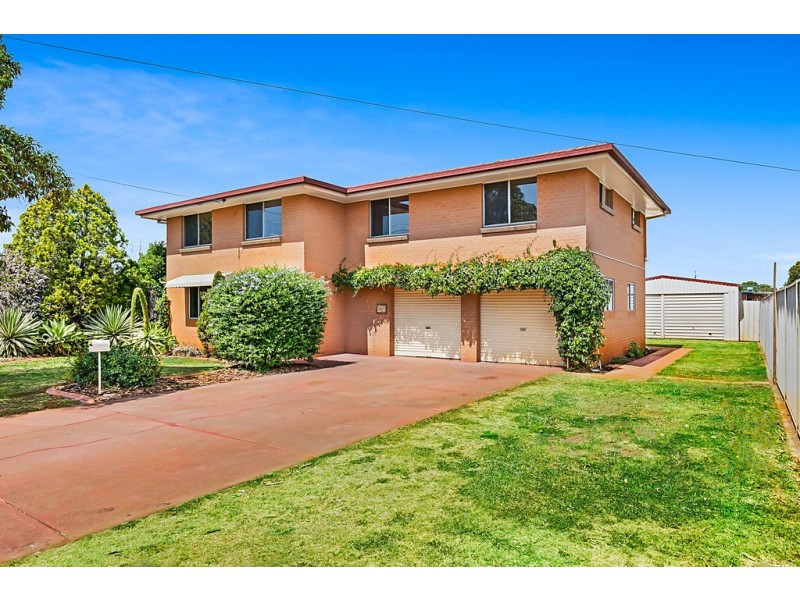 32 McFarlane Street, Wilsonton QLD 4350