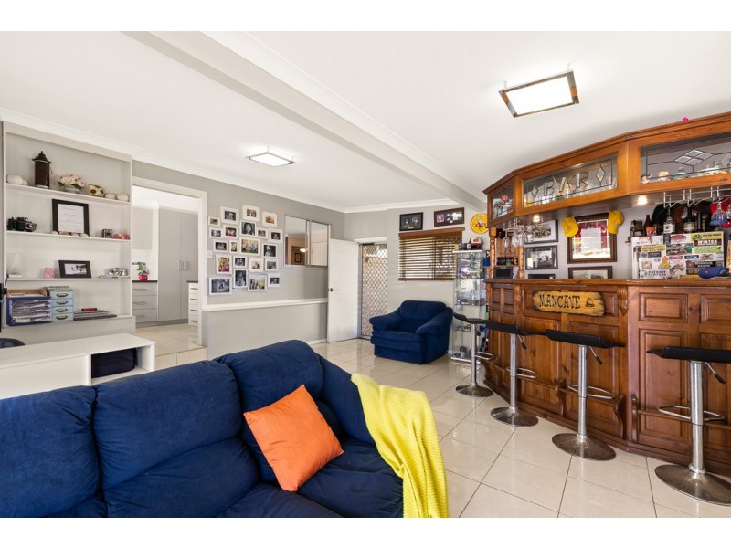 56 Noll Street, Kearneys Spring QLD 4350