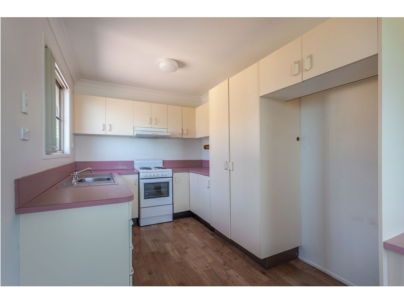 11 Gregory Street, Harlaxton QLD 4350