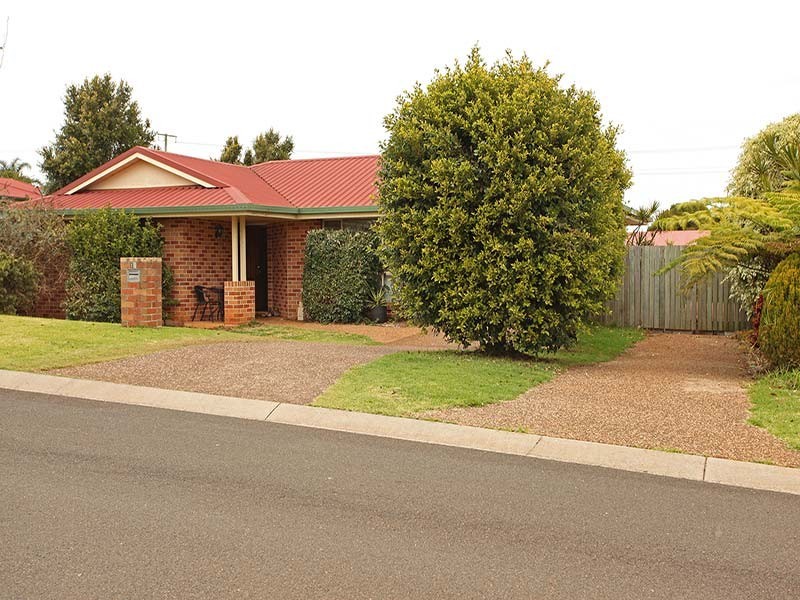 14 Stoneyhurst Court, Glenvale QLD 4350