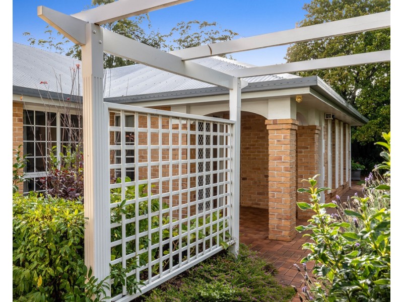 15 Meredith Crescent, Rangeville QLD 4350