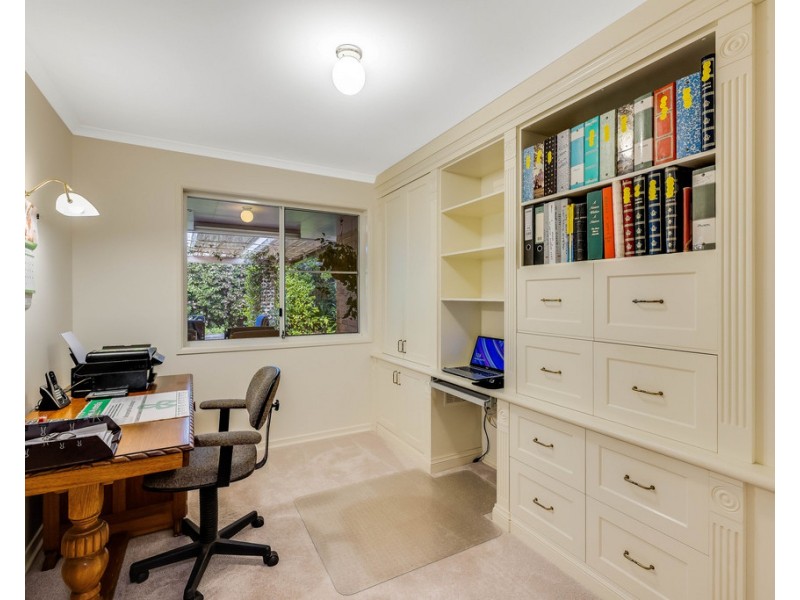15 Meredith Crescent, Rangeville QLD 4350