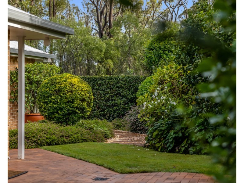 15 Meredith Crescent, Rangeville QLD 4350