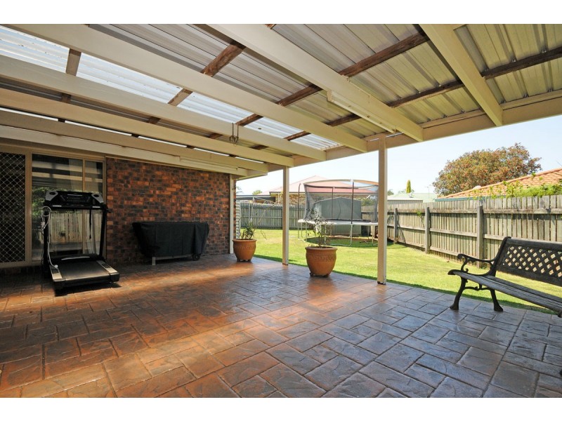 2 Glen Avon Court, Glenvale QLD 4350