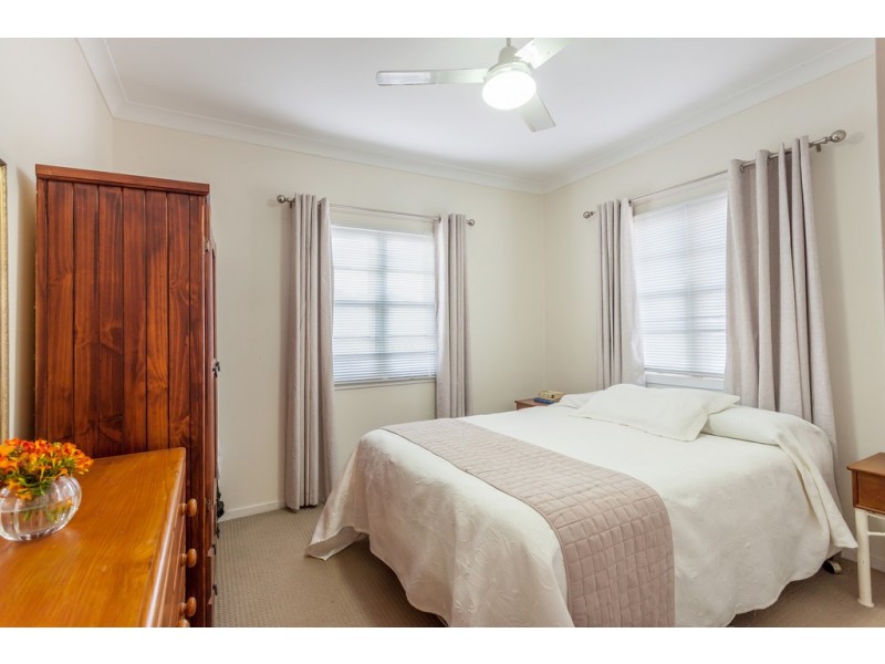 26 Violet Street, Harristown QLD 4350