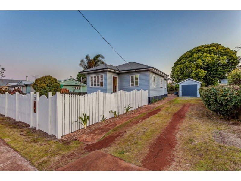 26 Violet Street, Harristown QLD 4350