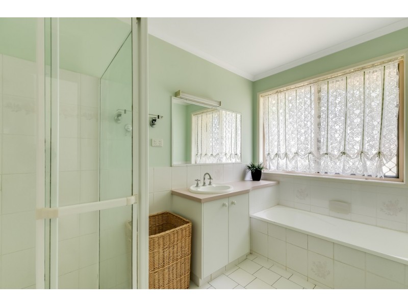 30 Wirraway Drive, Wilsonton QLD 4350