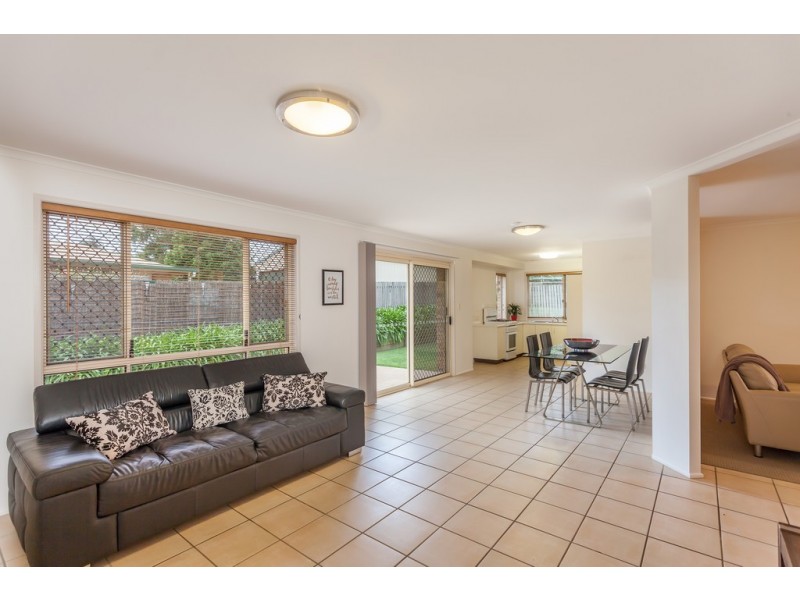 11 Honeysuckle Drive, Glenvale QLD 4350