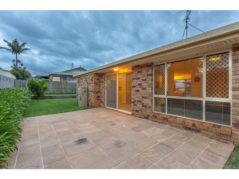 11 Honeysuckle Drive, Glenvale QLD 4350