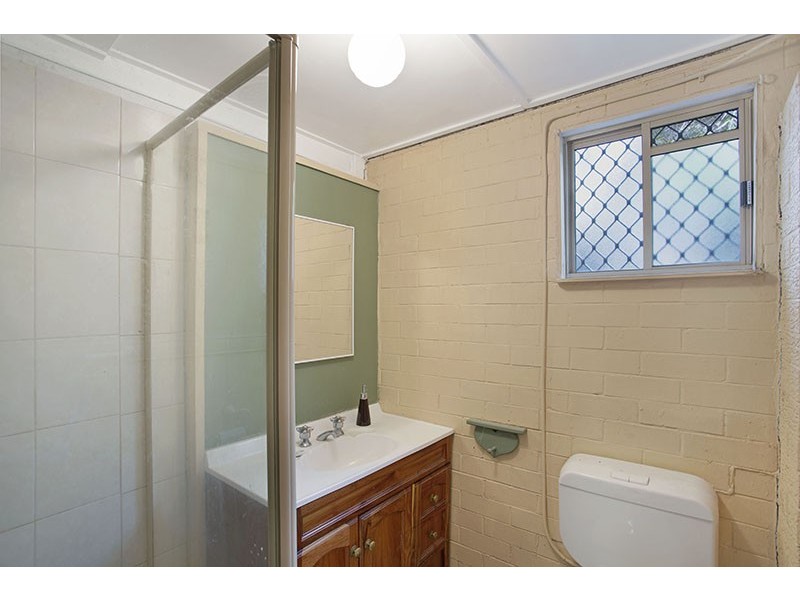 4 Flinders Street, Centenary Heights QLD 4350