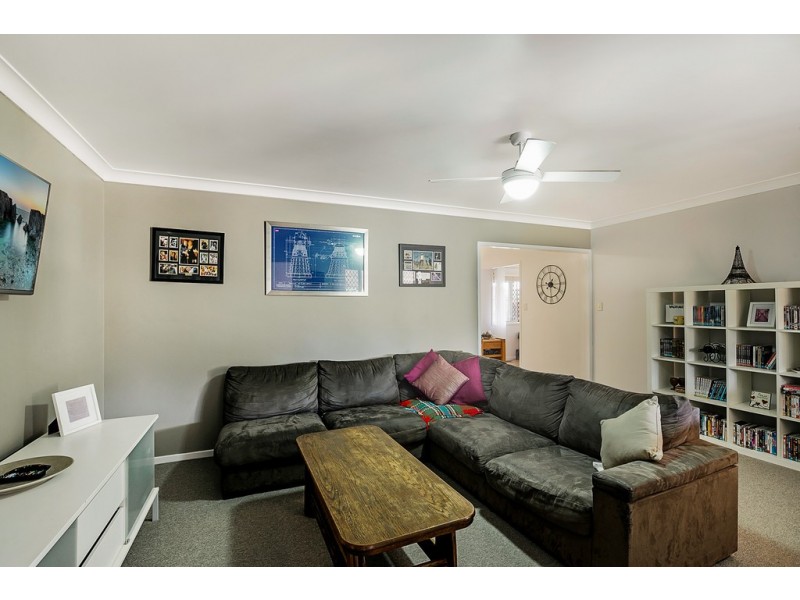 279 Tor Street, Wilsonton QLD 4350
