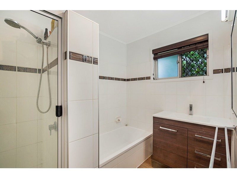 279 Tor Street, Wilsonton QLD 4350
