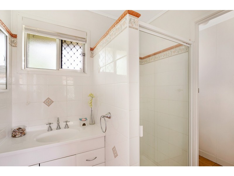 279 Tor Street, Wilsonton QLD 4350