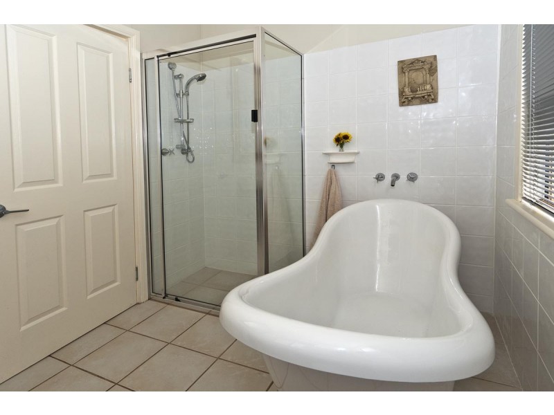 15704 Warrego Highway, Bowenville QLD 4404
