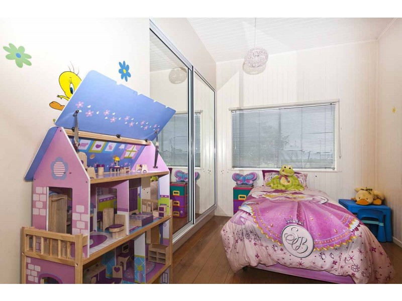 15704 Warrego Highway, Bowenville QLD 4404