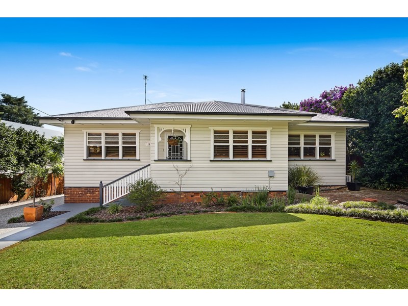 7 Mary Street, Mount Lofty QLD 4350